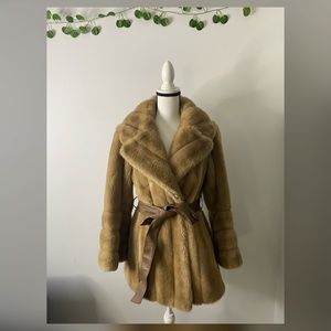 Grandella Vintage Women's Bell Sleeve Faux Fur Coat